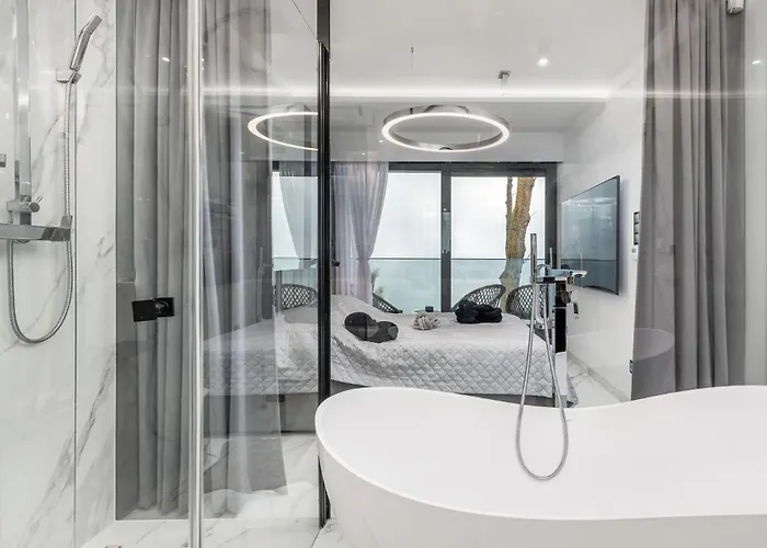 Lägenhet Lux - Bath With A Baltic View - Access